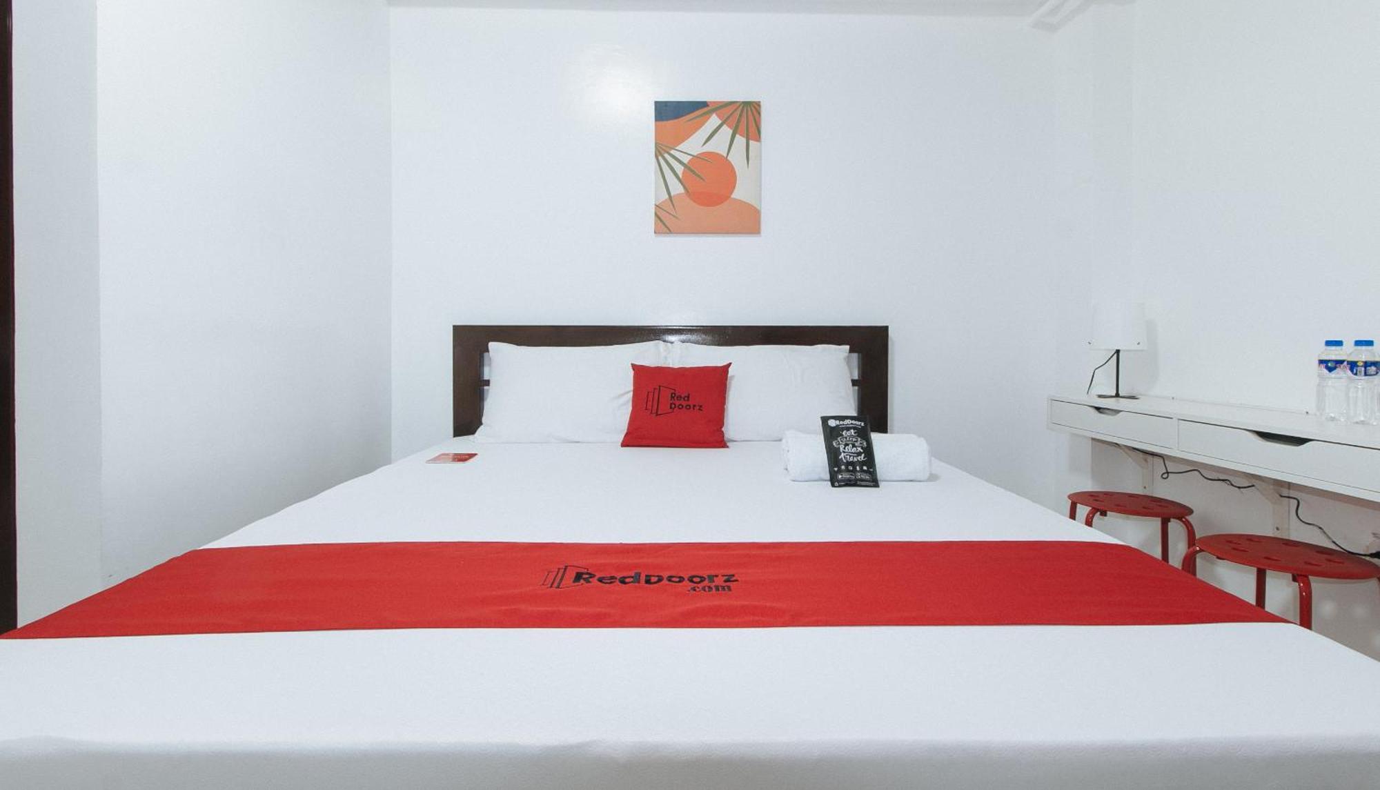 Reddoorz Near Ust Sampaloc Manila Hotel Exterior foto